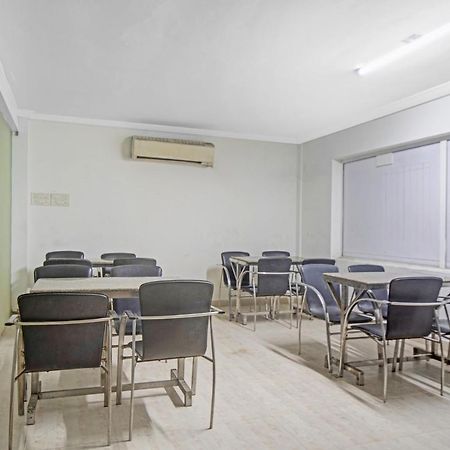 צ'נאי Townhouse 834 Jp Paradise Near Pvr Cinemas Skywalk מראה חיצוני תמונה