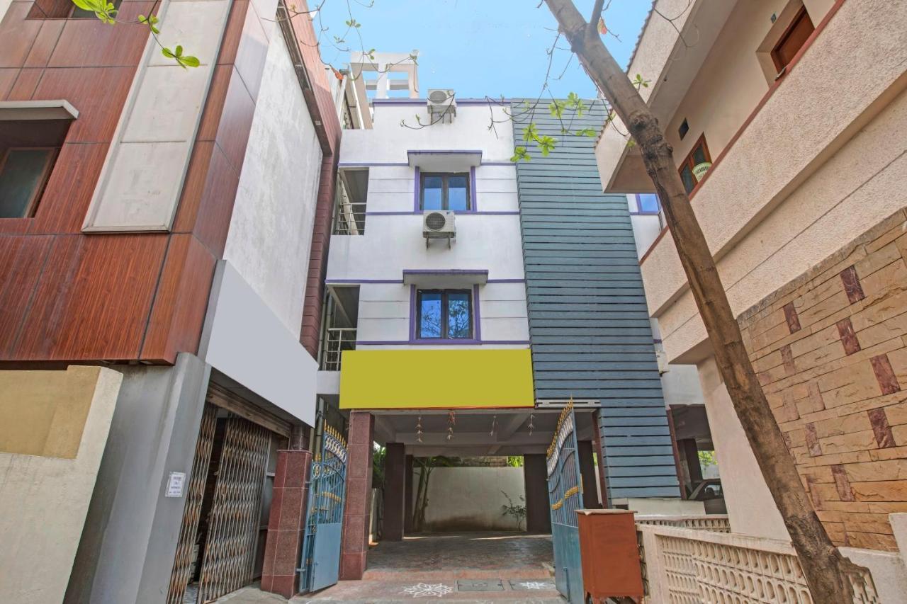 צ'נאי Townhouse 834 Jp Paradise Near Pvr Cinemas Skywalk מראה חיצוני תמונה