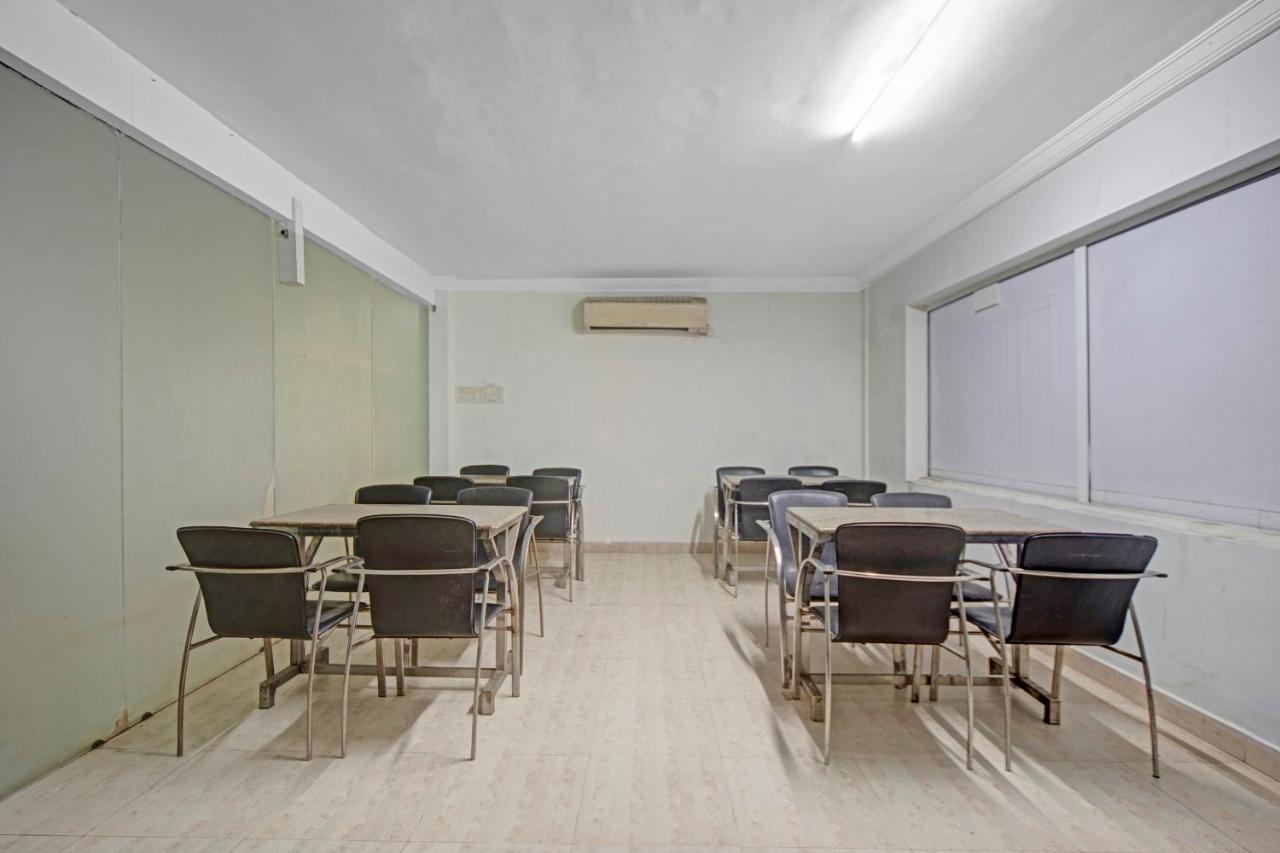 צ'נאי Townhouse 834 Jp Paradise Near Pvr Cinemas Skywalk מראה חיצוני תמונה